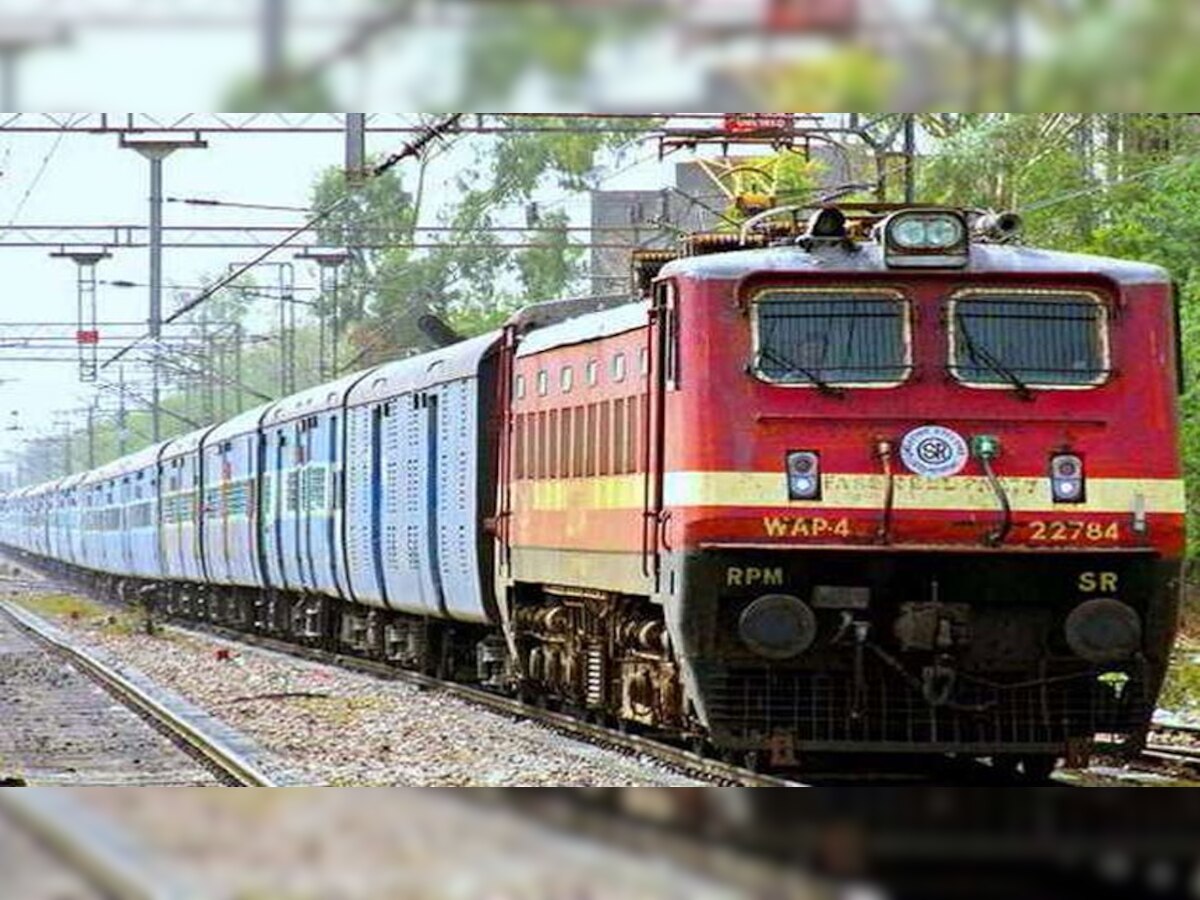 Festive Special Train: छठ और दिवाली पर आराम से घर जाइए, रेलवे ने शुरू की स्पेशल ट्रेनें; मिलेगी कंफर्म सीट!