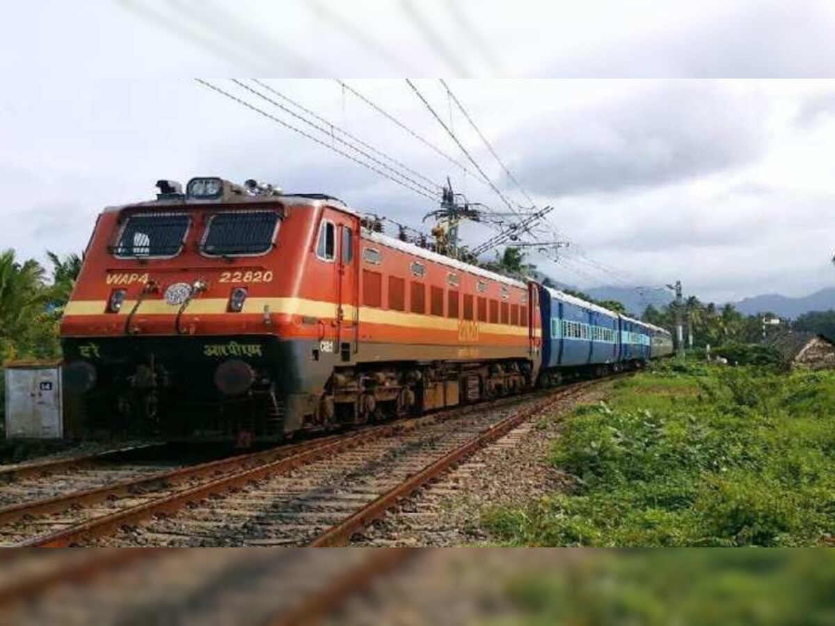 Navratri 2022: मैहर माता के भक्तों के लिए खुशखबरी, नवरात्रि में रुकेंगी यह 16 ट्रेनें
