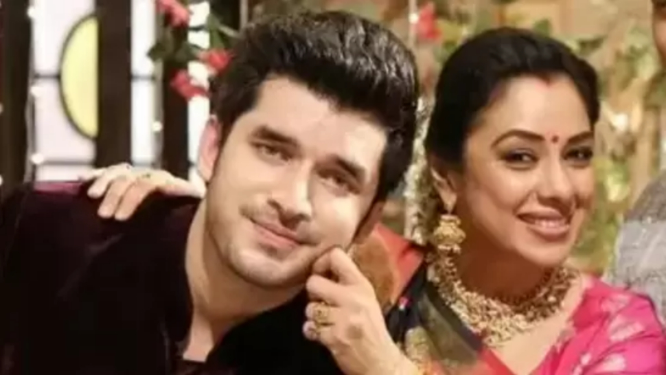 Anupama के सेट पर Paras Kalnawat को बहुत मिस कर रही है ये हसीना, शो छोड़ चुके एक्टर के बारे में कही ये बात Anupama के सेट पर Paras Kalnawat को बहुत मिस कर रही है ये हसीना, शो छोड़ चुके एक्टर के बारे में कही ये बात