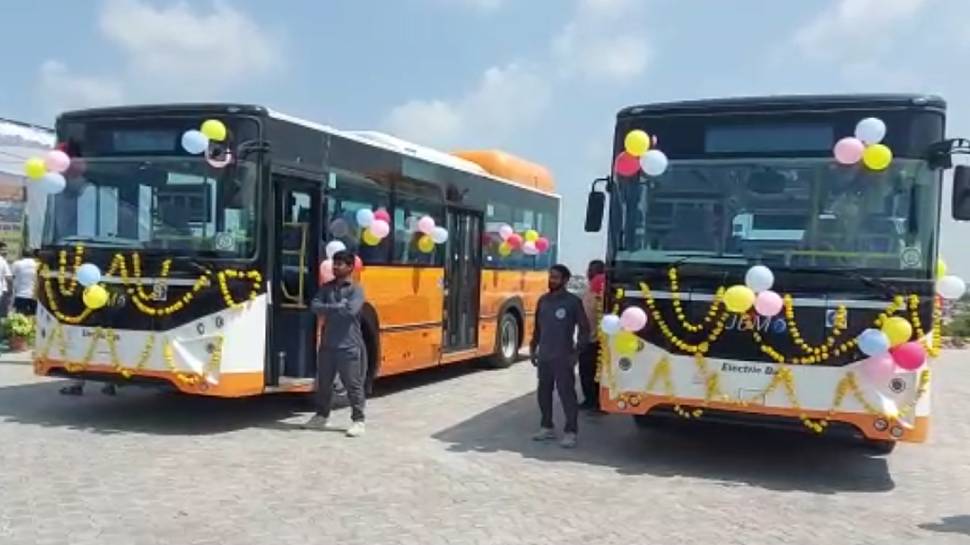 bus travel agency in jhansi