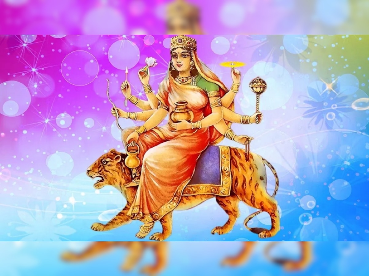 Navratri 4th day 2022: चौथे दिन करें मां कुष्मांडा को प्रसन्न, जानें शुभ रंग और मंत्र 
