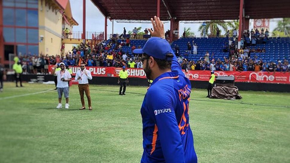 Rohit Sharma: रोहित शर्मा सबकुछ छोड़ बच्चों से मिलने पहुंचे, ऑटोग्राफ देते Video वायरल