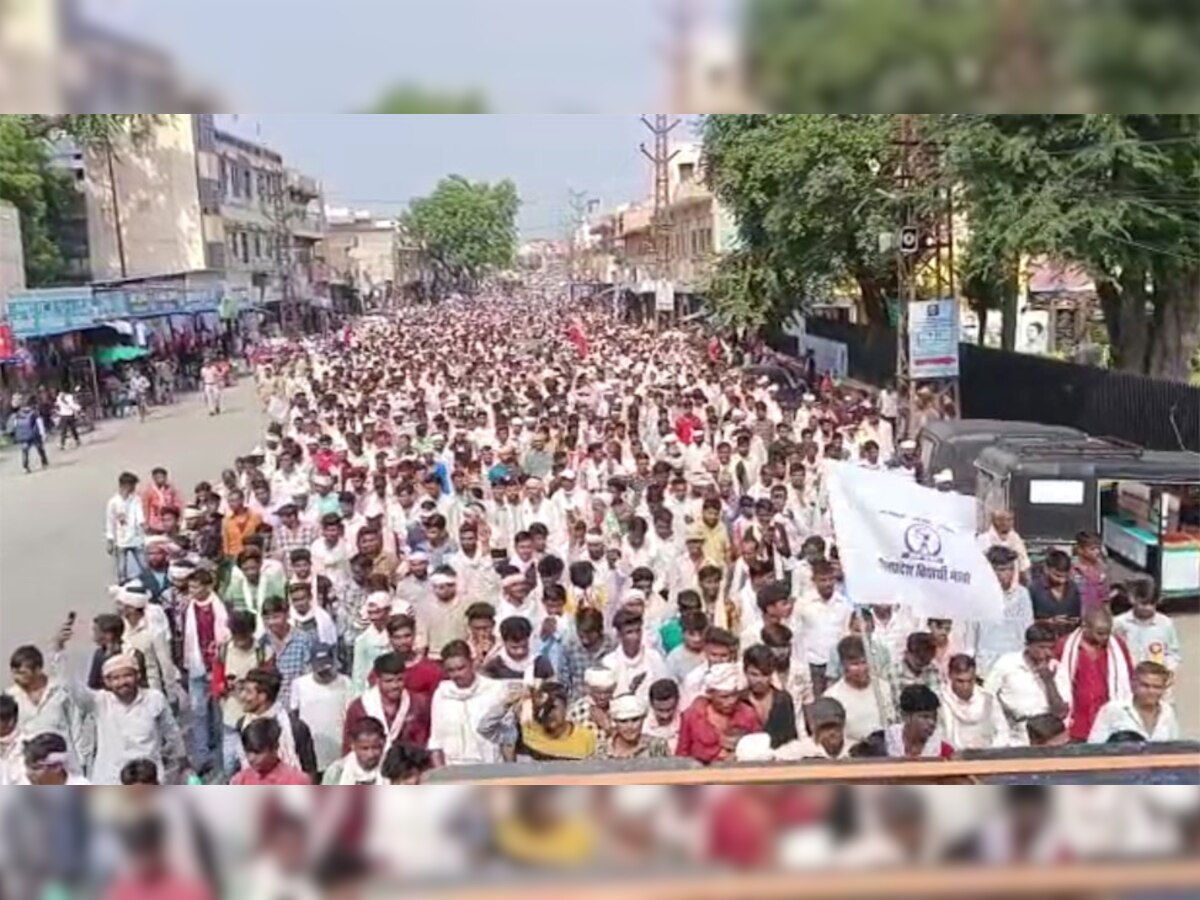 राजस्थान, MP और महाराष्ट्र के आदिवासियों ने शिक्षक भंवरलाल के समर्थन में निकाली रैली