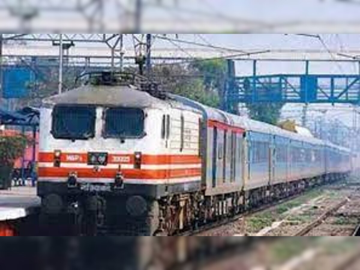 Indian Railway News: दिल्ली से यूपी और बिहार के लिए चलेगी ये छठ पूजा स्पेशल ट्रेनें, देखें पूरी लिस्ट