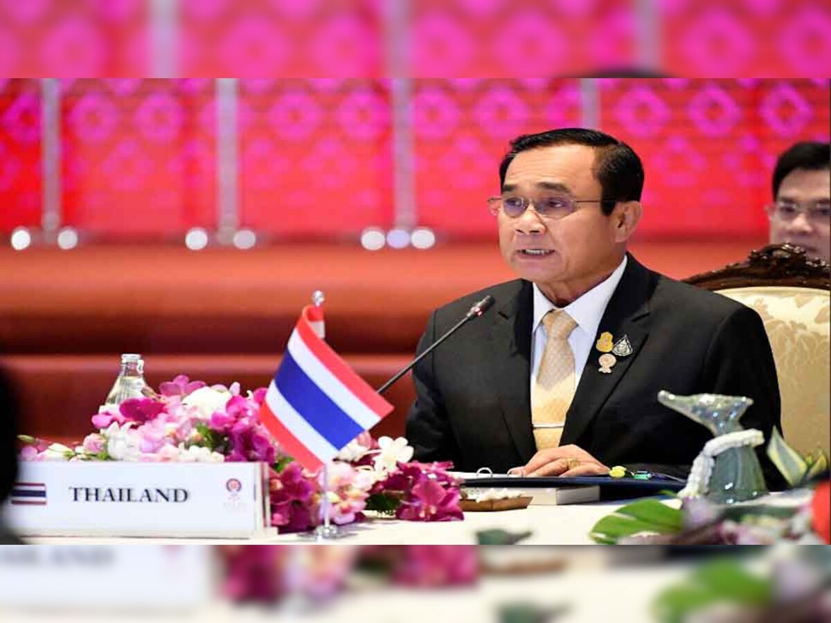 Thailand News: थाईलैंड के पीएम पर लटकी इस्तीफे की तलवार, समयसीमा खत्म होने के बाद भी नहीं छोड़ रहे हैं कुर्सी