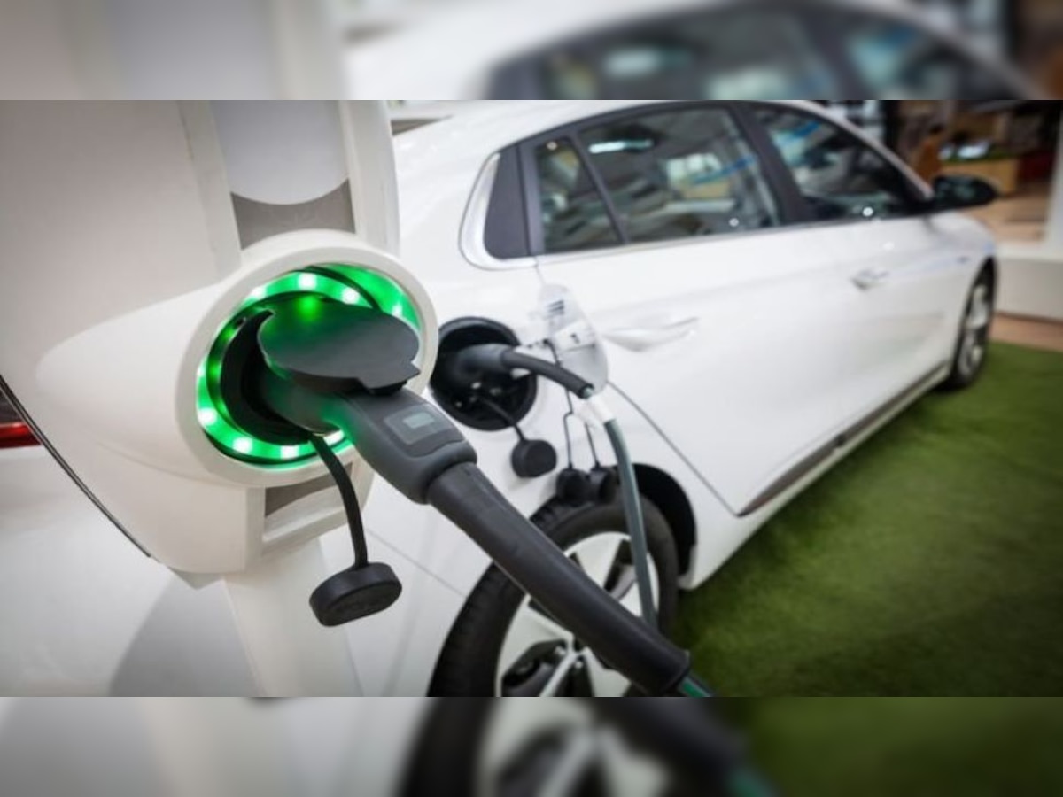 Electric Vehicle Policy : ई-बाइक, कार पर मिलेगी भारी छूट, UP सरकार की नई इलेक्ट्रिक वहिकल पॉलिसी में तोहफा