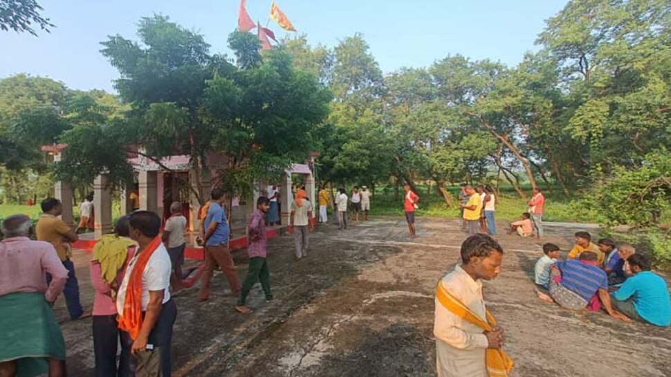 बक्सर के काली मंदिर में तोड़फोड़, गांव में तनाव का माहौल 