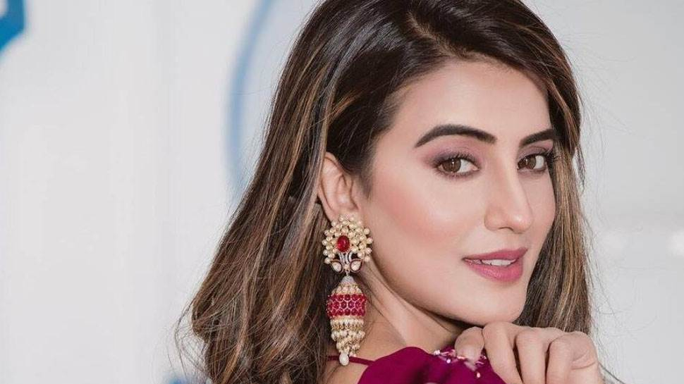 Akshara Singh Live Show: लाइव शो के दौरान अक्षरा सिंह ने क्यों कहा, लड़की होने पर है गर्व Akshara Singh Live Show: लाइव शो के दौरान अक्षरा सिंह ने क्यों कहा, लड़की होने पर है गर्व