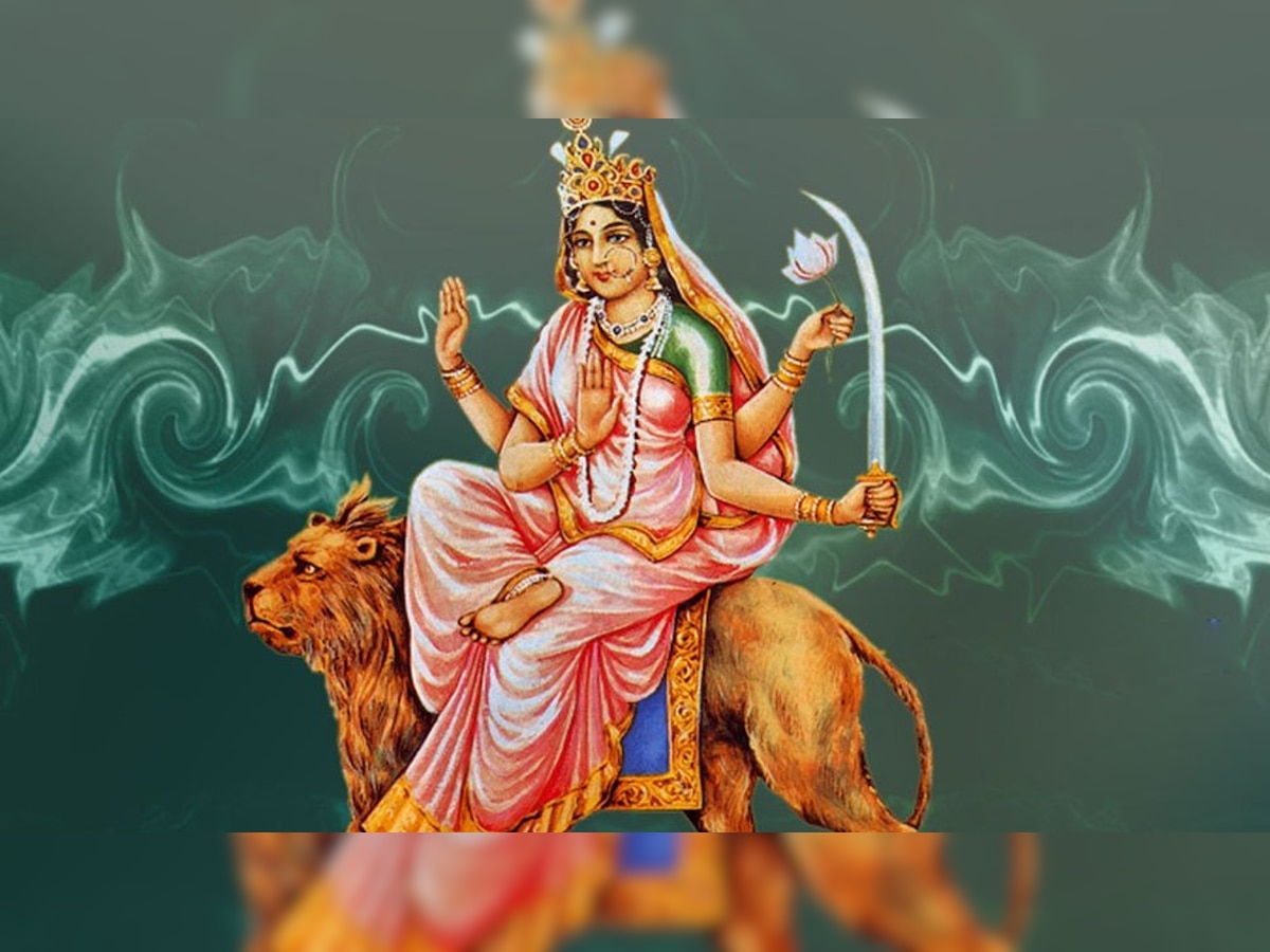 Navratri 2022 day 6 maa Katyayani know Durga aarti mithun and ...