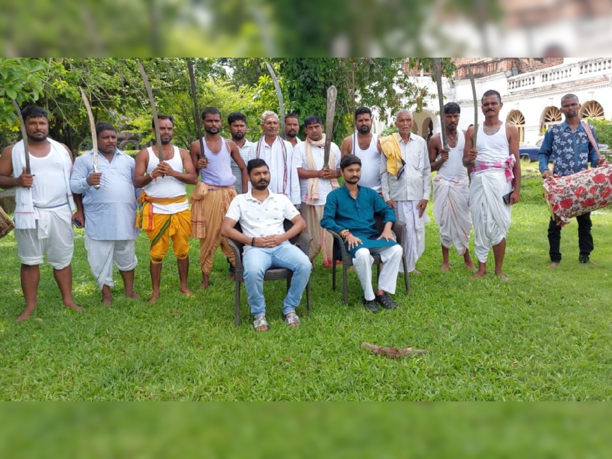 Keonjhar sword ceremony : ଓଡ଼ିଶା ପ୍ରସିଦ୍ଧ ରାଜାଙ୍କ ଆଦେଶ, ପୂଜା ପାଇବ ଶହଶହ ଖଣ୍ଡା: ଖଣ୍ଡା ଆଦେଶରେ ରହସ୍ୟ କଣ 