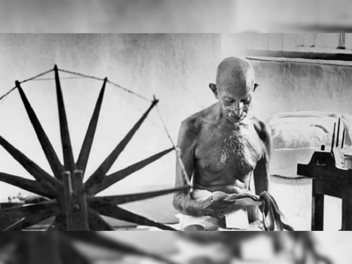 Gandhi Jayanti 2022: गांधी जयंती पर शेयर करें बापू के ये अनमोल विचार, ऐसे दें शुभकामनाएं