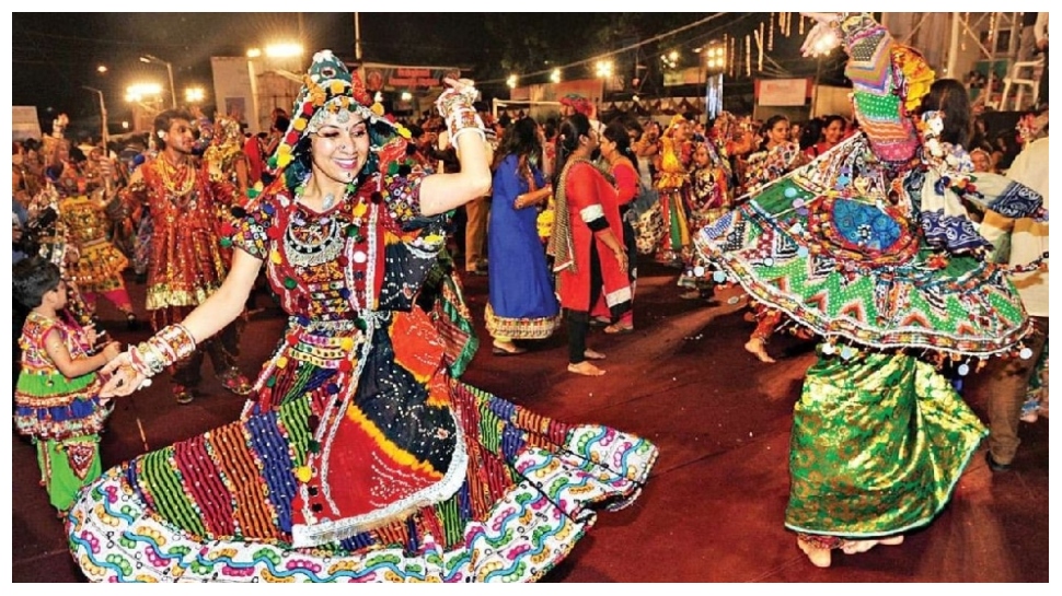 Best Spots For Garba and Dandiya Nights In Delhi Gujrati Dance In ...