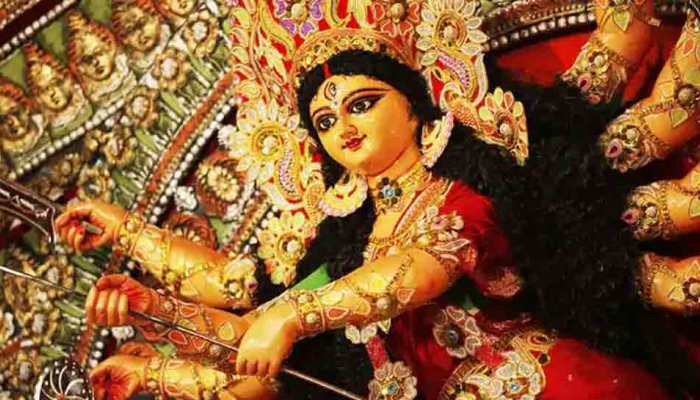 Maha Ashtami: दुर्गाष्टमी के दिन महागौरी की पूजा, मनोकामना की पूर्ति के लिए रात को जरूर करें ये उपाय