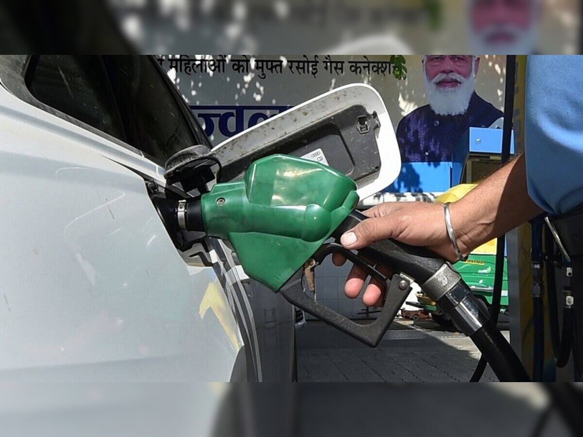 Petrol Diesel Price Today: पटना में पेट्रोल डीजल के दामों में हुई बढ़ोतरी, जानें अपने शहर में लेटेस्ट रेट