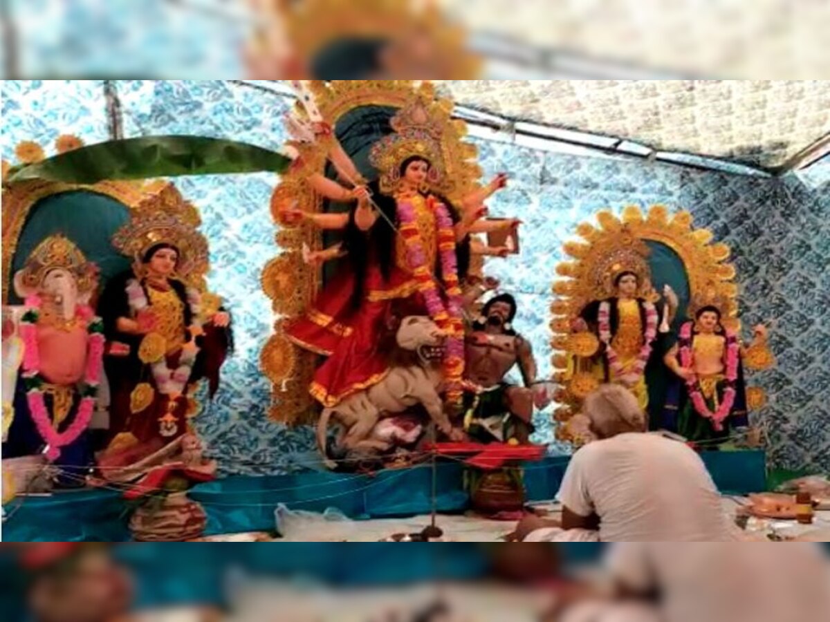 अलवर: पुराना सूचना केंद्र में दुर्गा समारोह की धूम, सप्तमी पर की गई विशेष पूजा
