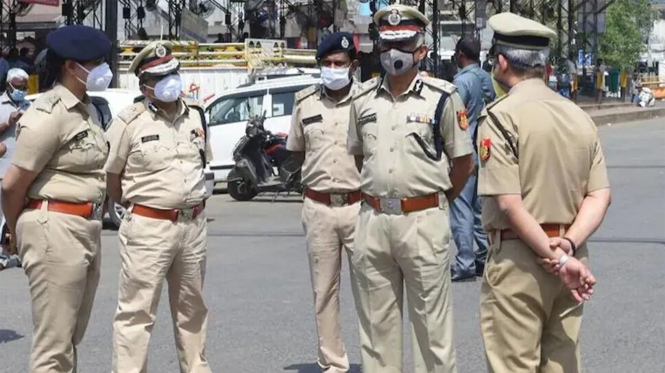 PFI पर पाबंदी के बाद दिल्ली पुलिस की बड़ी कार्रवाई, दिल्ली के शाहीन बाग से 4 सदस्य गिरफ्तार