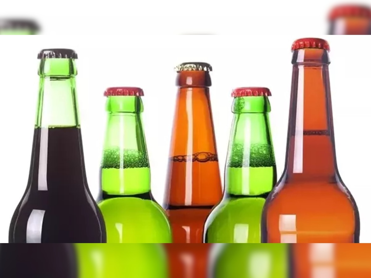 आखिर भूरे या हरे रंग की ही क्यों होती है Beer की बोतलें, जानें क्या है इसके पीछे की अहम वहज