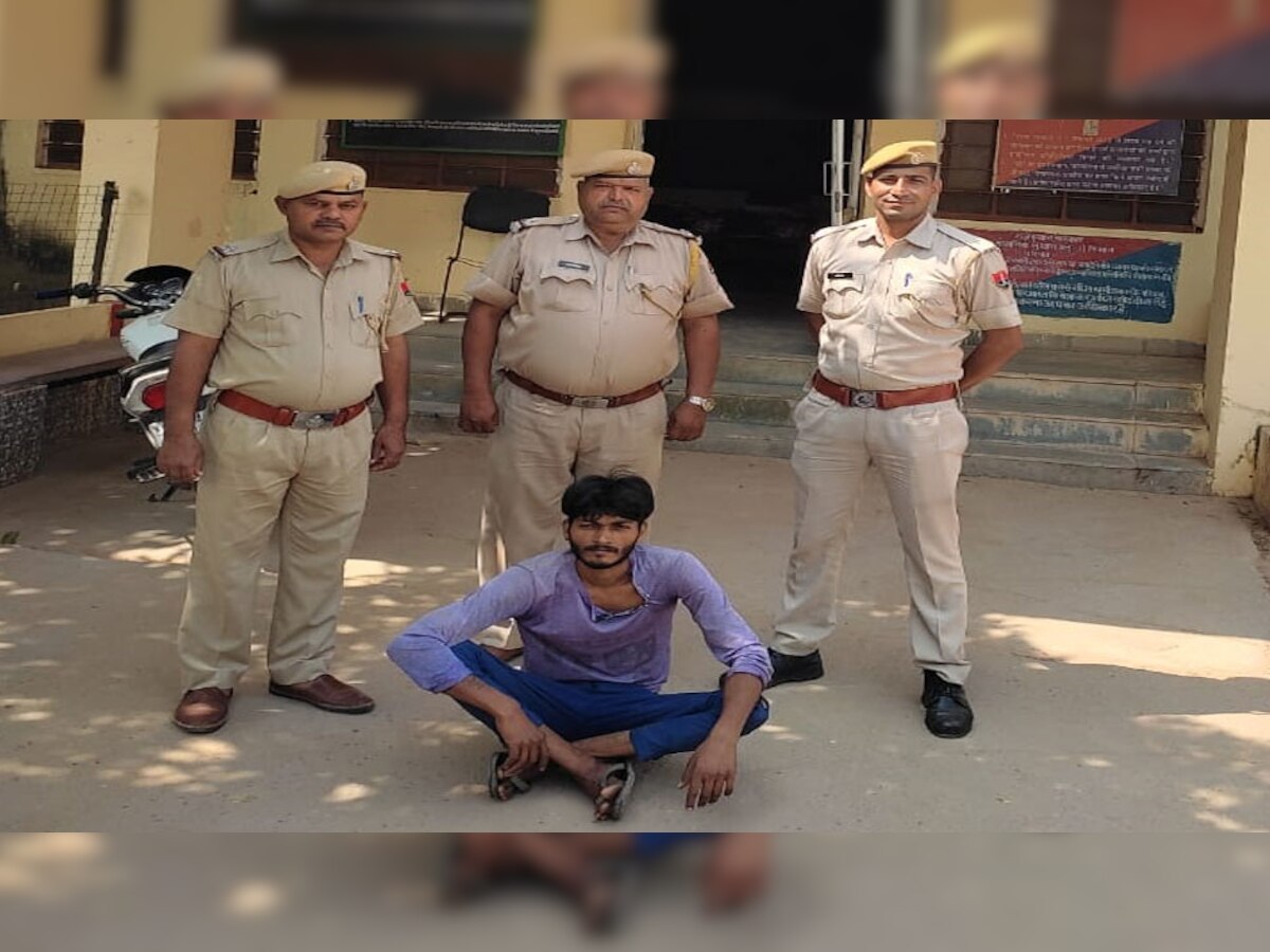 Sapotra: वाहनों की चेकिंग के दौरान पुलिस ने रिवाल्वर के साथ बदमाश को किया गिरफ्तार