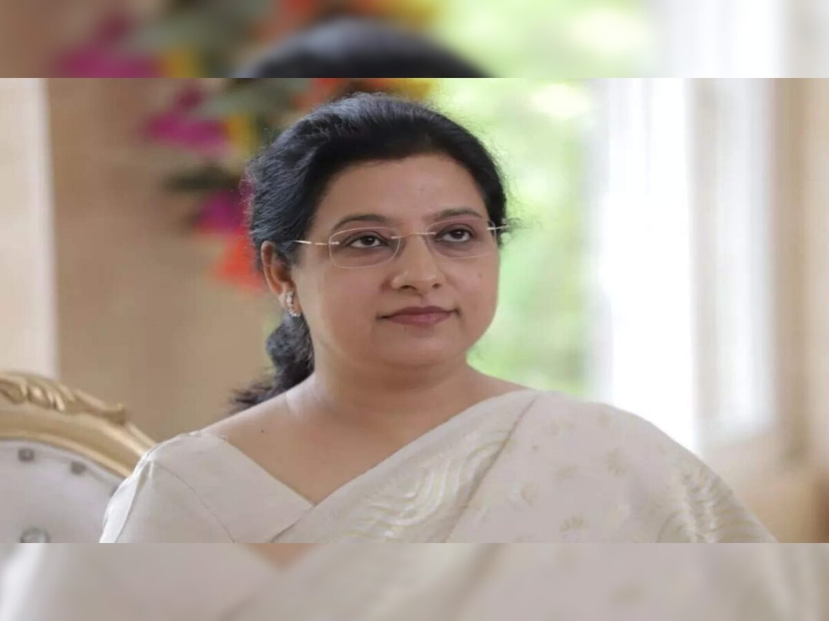 Dona Ganguly: बीसीसीआई अध्यक्ष सौरव गांगुली की पत्नी डोना अस्पताल में भर्ती, चिकनगुनिया ने जकड़ा