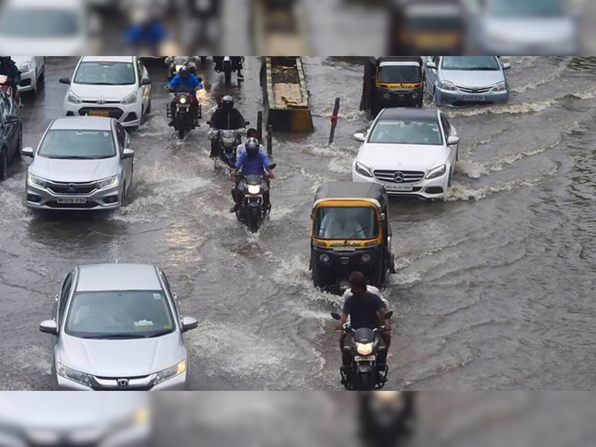 Weather Forecast: यूपी-राजस्थान और उत्तराखंड में आज तेज बरसात का अलर्ट, गोंडा में स्कूल बंद; दिल्ली-NCR पर आया ये अपडेट