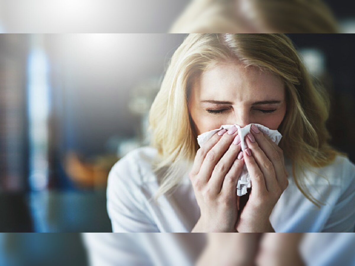 Sneezing Problem: क्या आपको भी आती है बार-बार छींक? अपनाएं ये 3 घरेलू उपाय, नहीं होगा कोई साइड इफेक्ट
