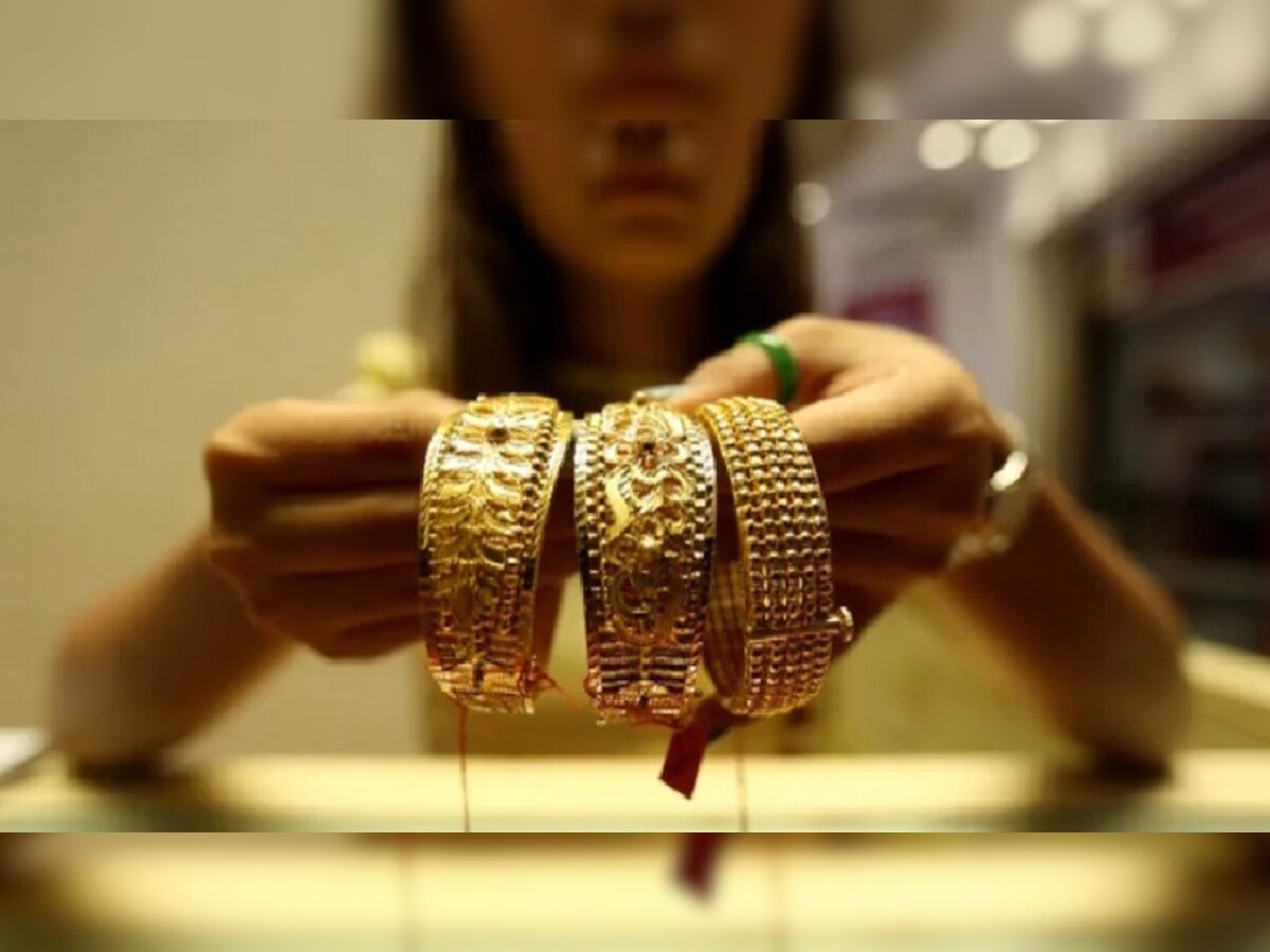 बिना Hallmark वाली Gold Jewellery का क्या होगा, जानिए रखना कितना है रिस्की?