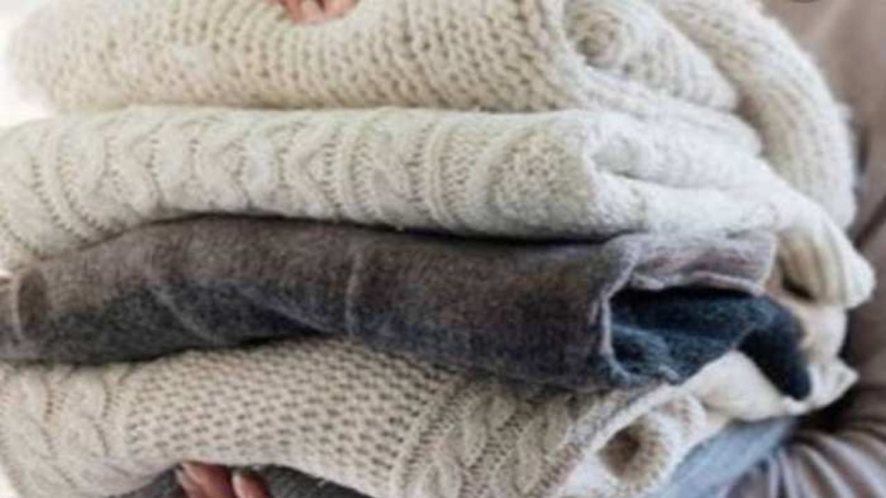 Ways to dry wet clothes in rain and cold season dry clothes quickly