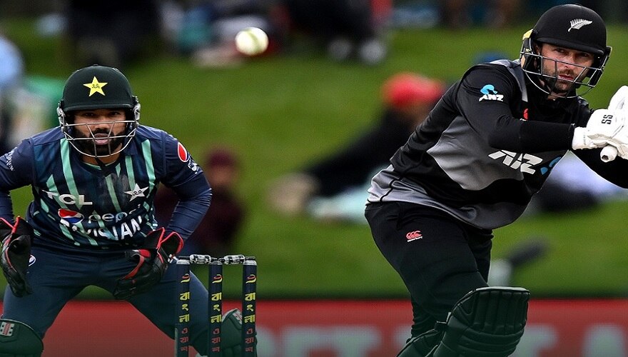 NZ vs PAK: न्यूजीलैंड ने पाकिस्तान को ऐसे चटाई धूल, जानिए ट्राई सीरीज में सभी टीमों का हाल