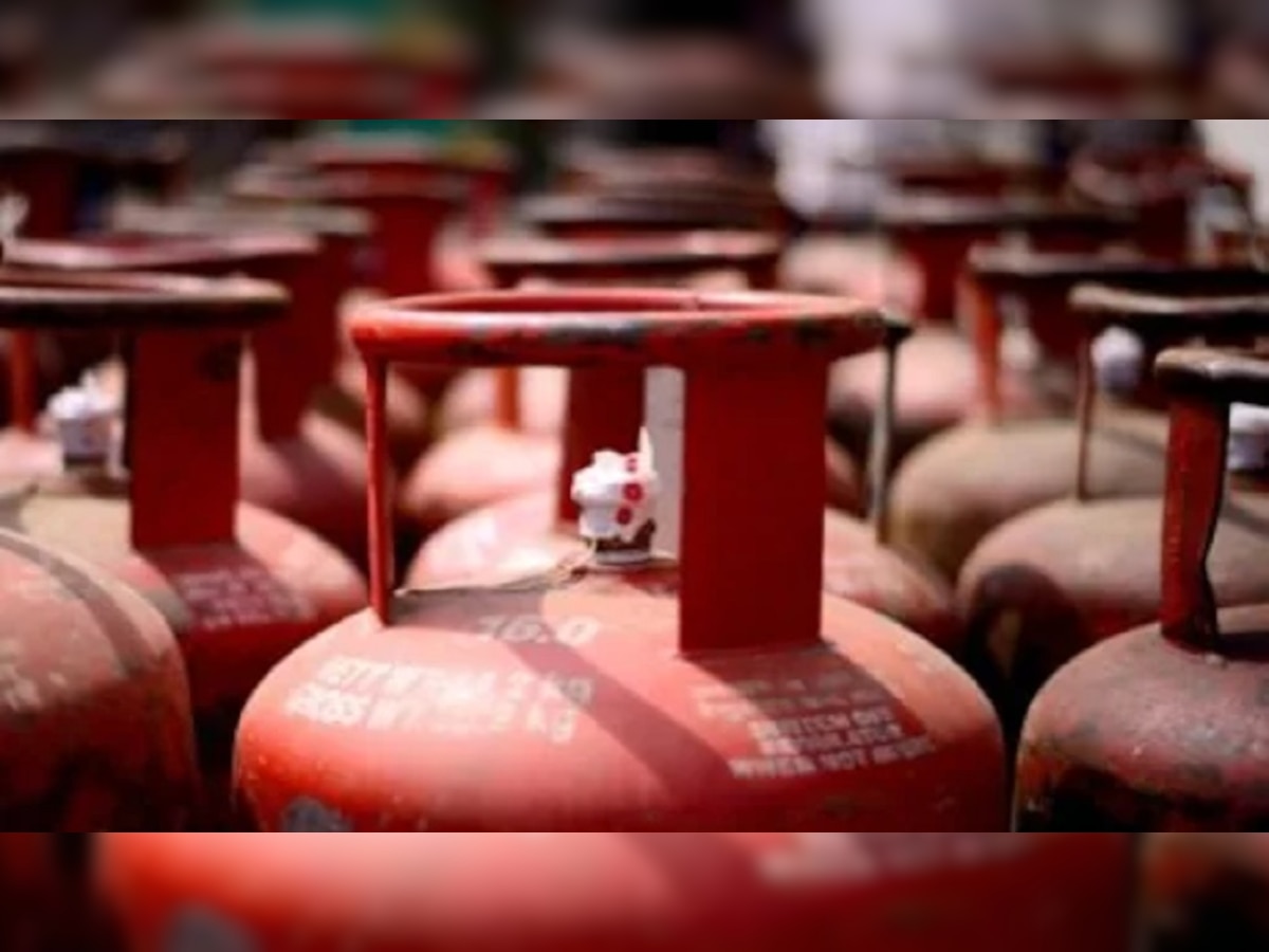 कालाबाजारी पर रोक: एक साल में एक परिवार को सिर्फ 15 LPG, अधिक के लिए लिखित देना जरूरी