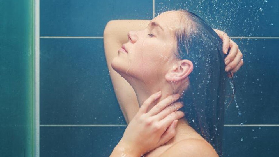 how to take care of skin from dryness during hot water bath know tips