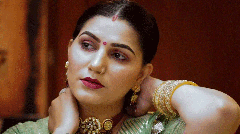 Sapna Choudhary Haryana dancer Sapna Craze fan Sapna Little Fan viral ...