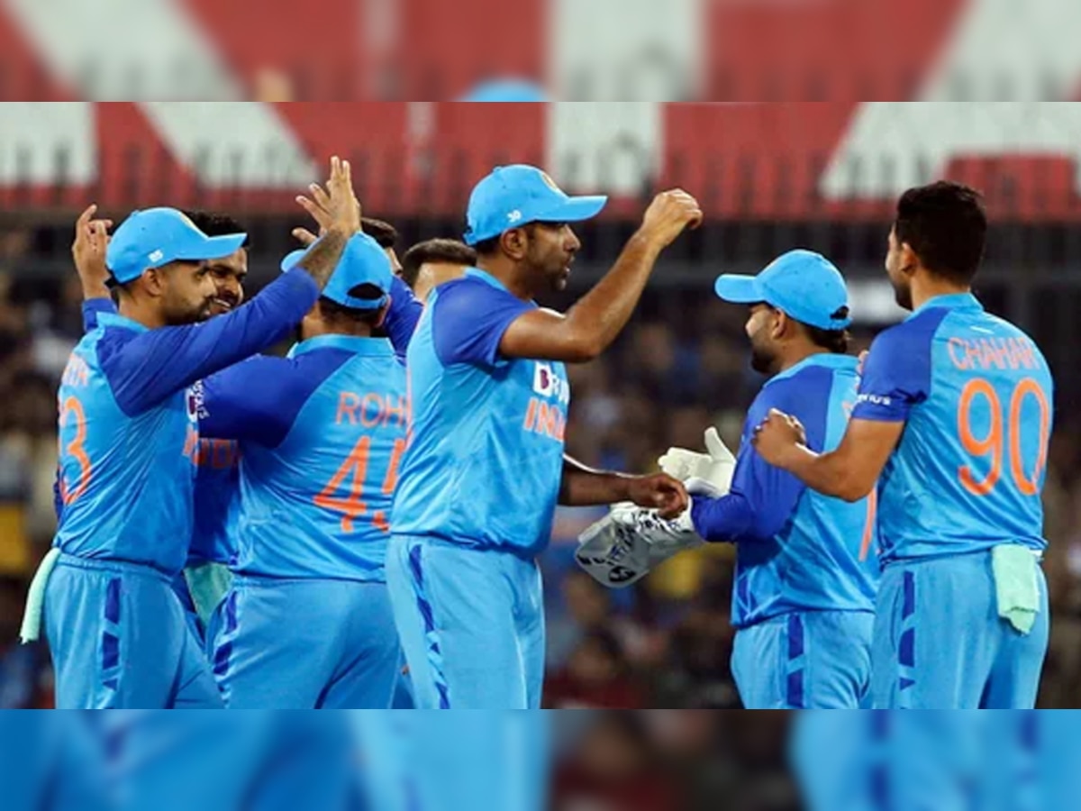 T20 World Cup India: पूर्व दिग्गज ने कहा, भारत के पास बेहतरीन खिलाड़ी, लेकिन खेलते हैं डरपोक की तरह