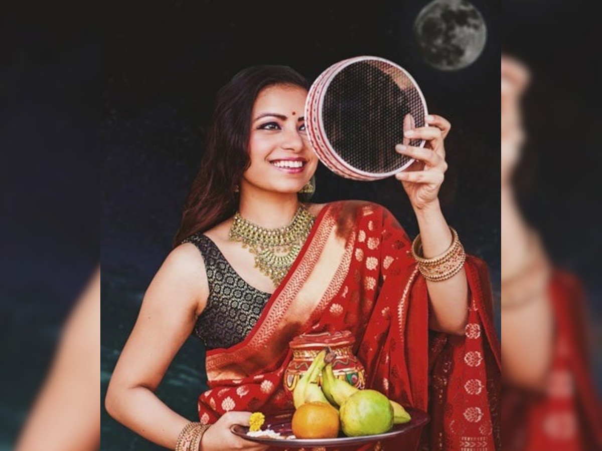 Karwa Chauth 2022: ग्रहों की शुभ स्थिति में दिखेगा चांद, सुहागिनें मूलांक के अनुसार करें शृंगार