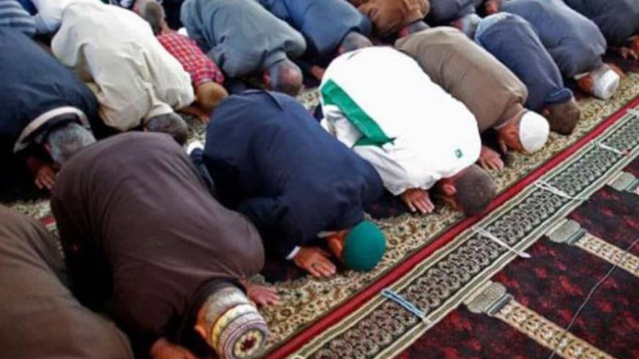 गुरुग्राम में मस्जिद पर हमला, 200 से ज्यादा की भीड़ पर तोड़फोड़ व धमकाने का आरोप