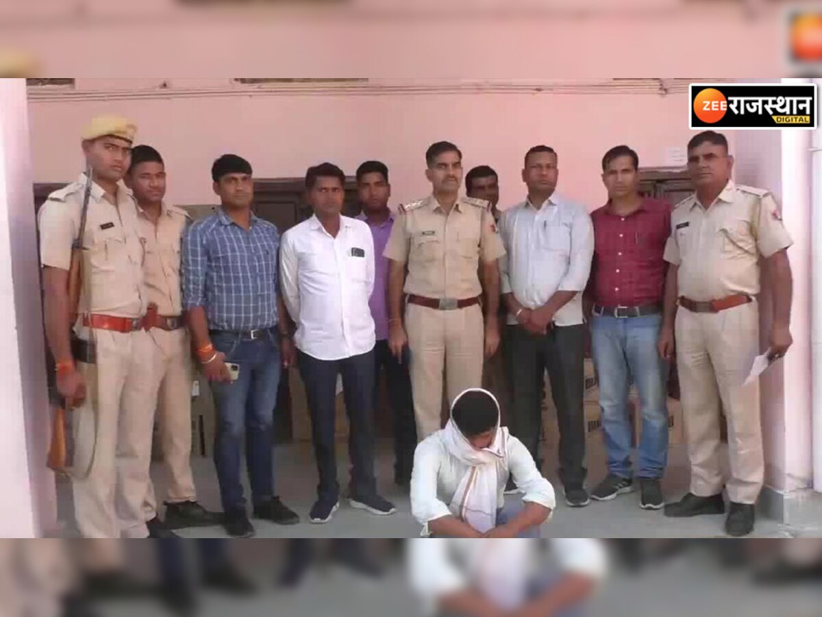  दौसा पुलिस ने NH 21 पर जब्त की अंग्रेजी शराब से भरी पिकअप, जयपुर सप्लाई के लिए ले जा रहे थे