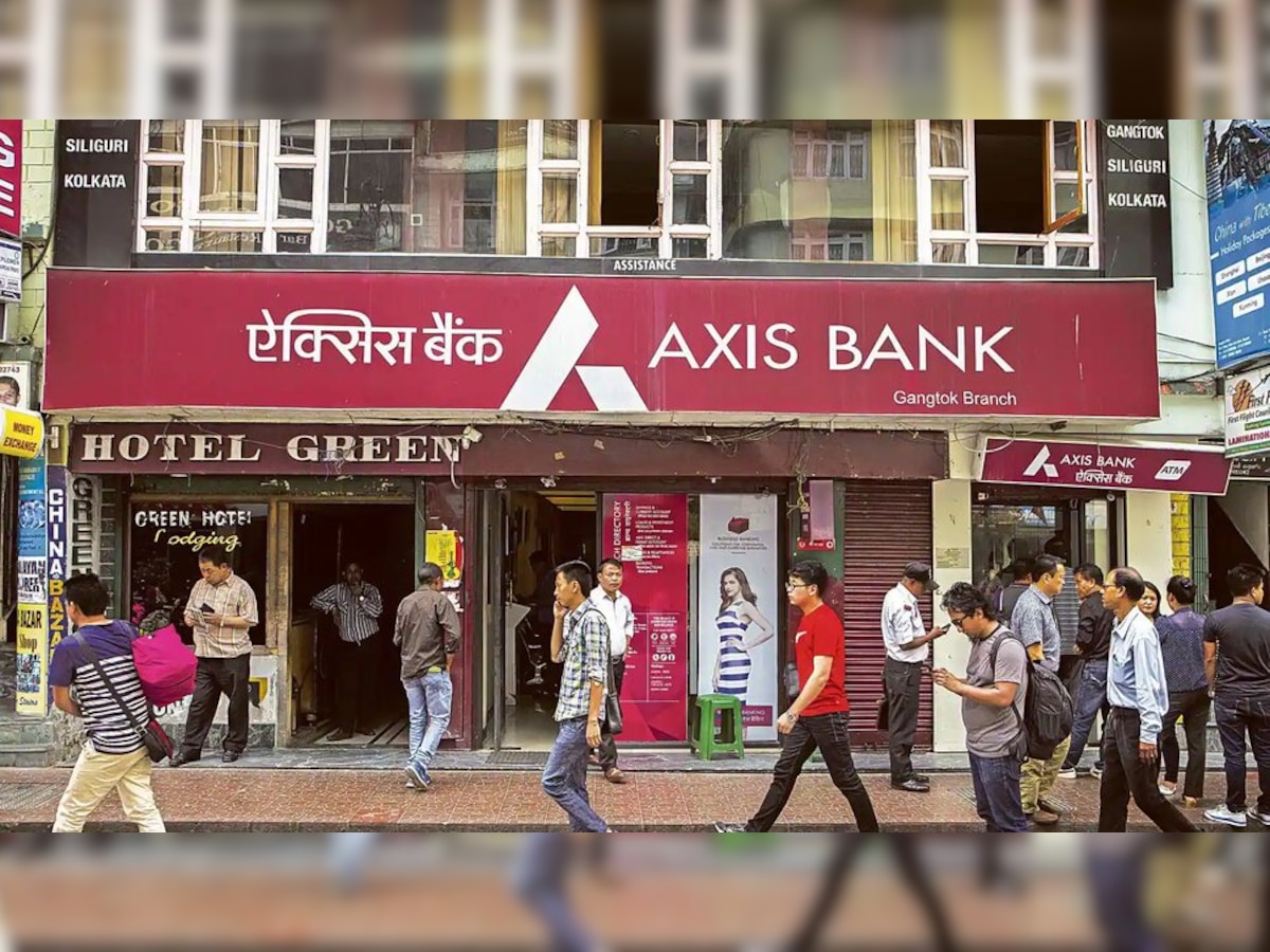 Axis FD Rate Hike: एक्सिस के ग्राहकों की हुई मौज, बैंक ने दिवाली के पहले दिया शानदार तोहफा
