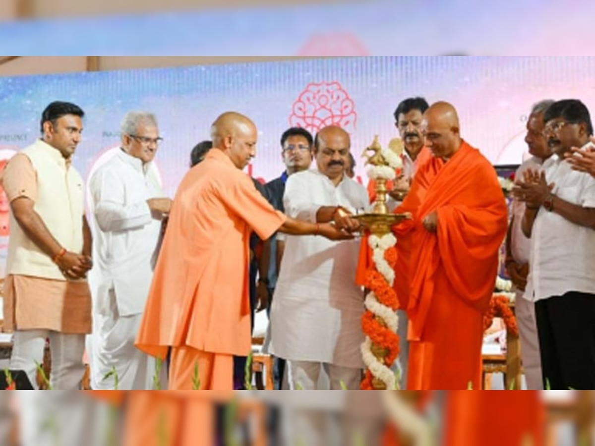 यूपी के मुख्यमंत्री योगी आदित्यनाथ कल कर्नाटक दौरे पर, डेढ़ माह के भीतर दूसरी यात्रा