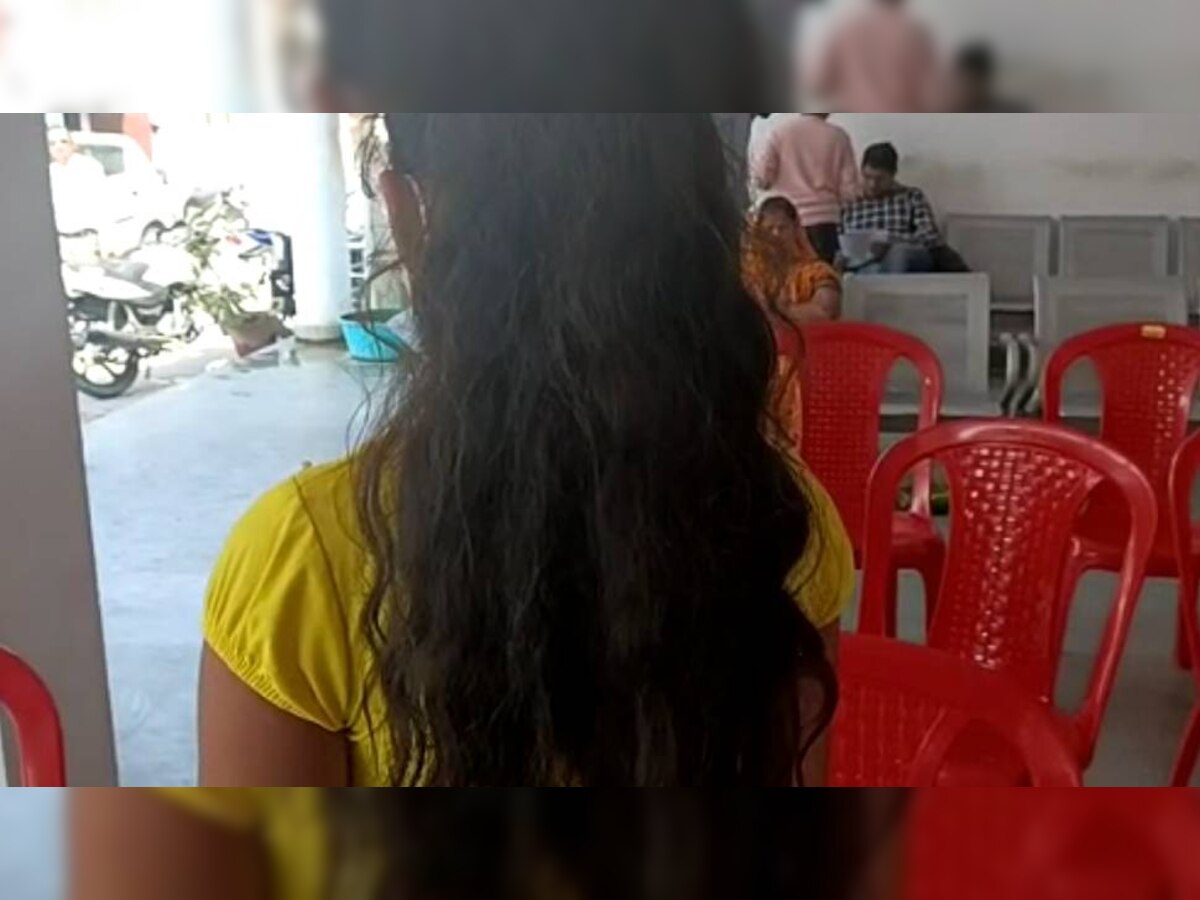 Farrukhabad:चोटी बनाकर नहीं आने वाली छात्रा के प्रधानाचार्य ने काटे बाल, पुलिस तक पहुंचा मामला