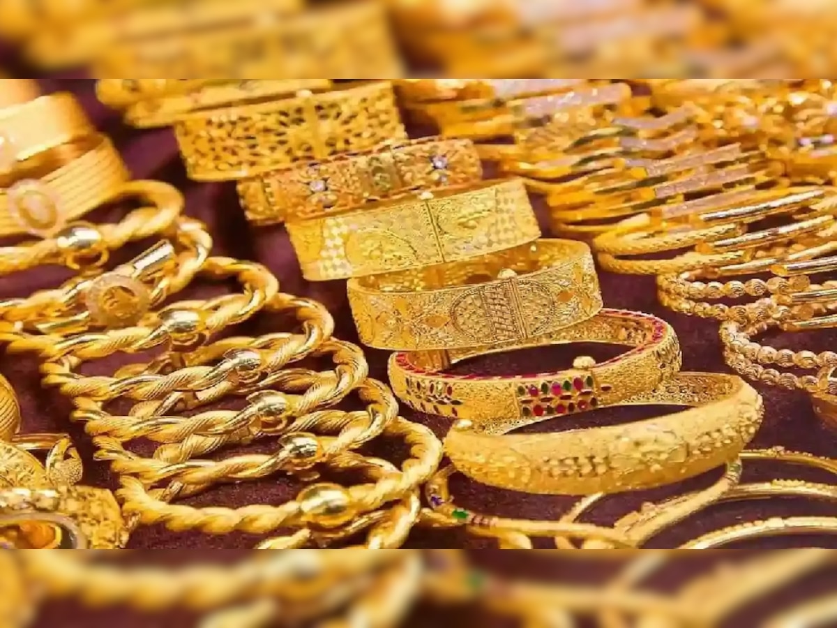 Gold Price Today: दिवाली से पहले सस्ता हुआ सोना, चांदी के भाव भी टूटे, जानिए 10 ग्राम की कीमत
