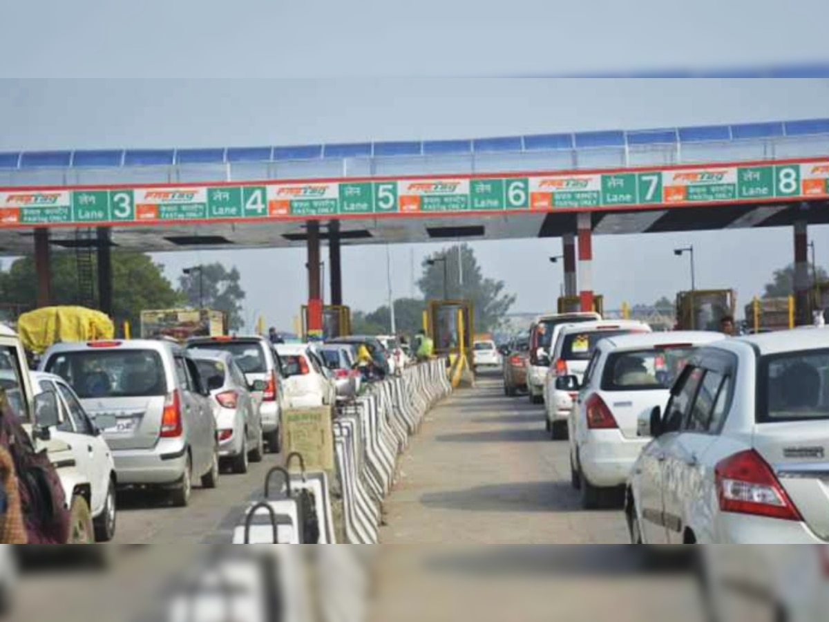 New toll policy: घटने जा रहा गाड़ियों का टोल टैक्स, खुशखबरी की तरह आई नई टोल पॉलिसी, जानें नियम