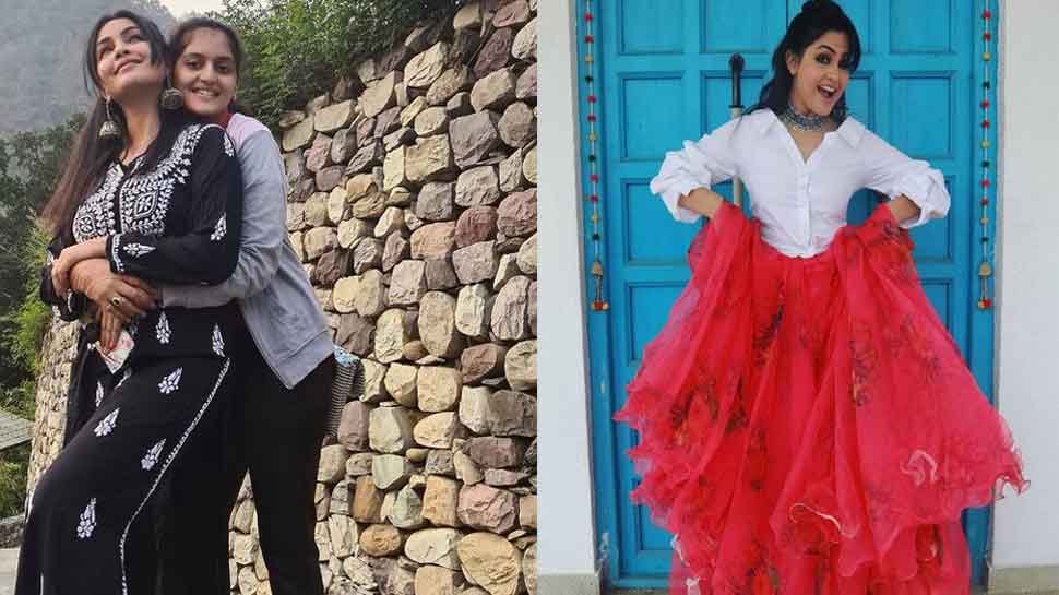 Shubhangi Atre: 41 की उम्र में 15 साल की बेटी की मां हैं अंगूरी भाभी, 19 की उम्र में ही हो गई थी शादी Shubhangi Atre: 41 की उम्र में 15 साल की बेटी की मां हैं अंगूरी भाभी, 19 की उम्र में ही हो गई थी शादी