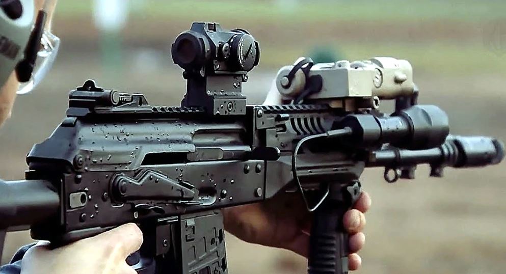 जल्द भारत में शुरू होगा AK-203 असॉल्ट राइफल का प्रोडक्शन, जानें खासियत