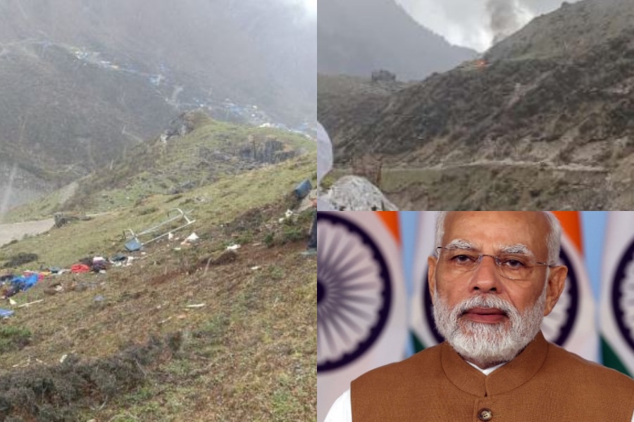 Helicopter Crash Kedarnath: पीएम मोदी के दौरे से पहले केदारनाथ में हेलिकॉप्टर क्रैश, 7 लोगों की मौत