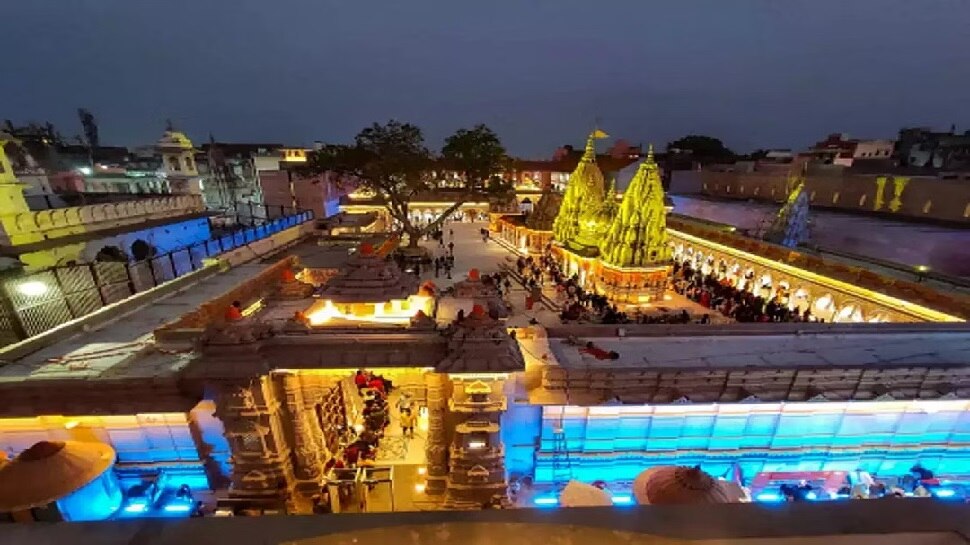 काशी विश्वनाथ मंदिर कॉरिडोर (Kashi Vishwanath Temple)