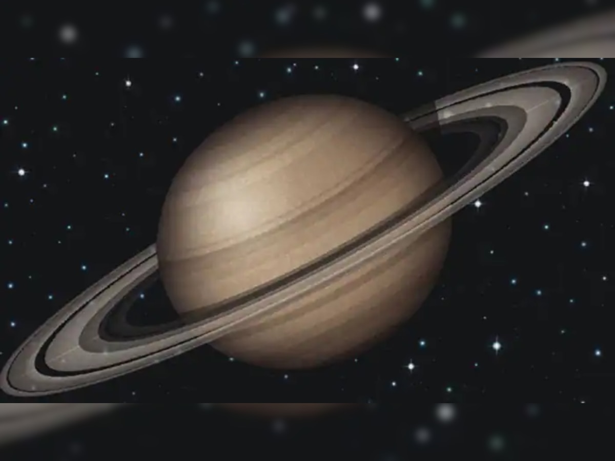 Solar System Interesting Facts: धरती की इस चीज से बना है शनि का छल्ला, जानकर रह जाएंगे हैरान