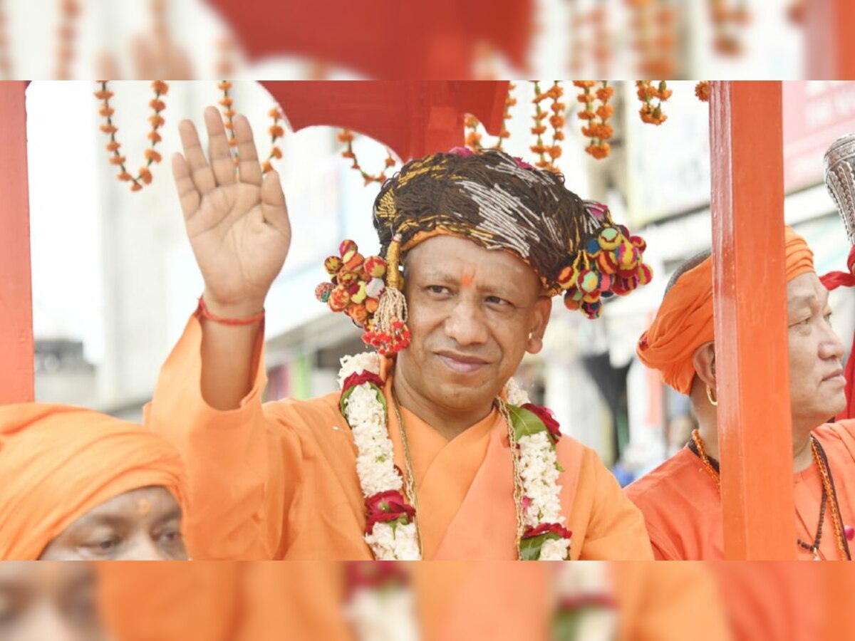 दीपावली पर साधु संतों को सीएम योगी की मिठाई, प्रदेश के प्रमुख मंदिरों तक पहुंचेगा मुख्यमंत्री का संदेश 