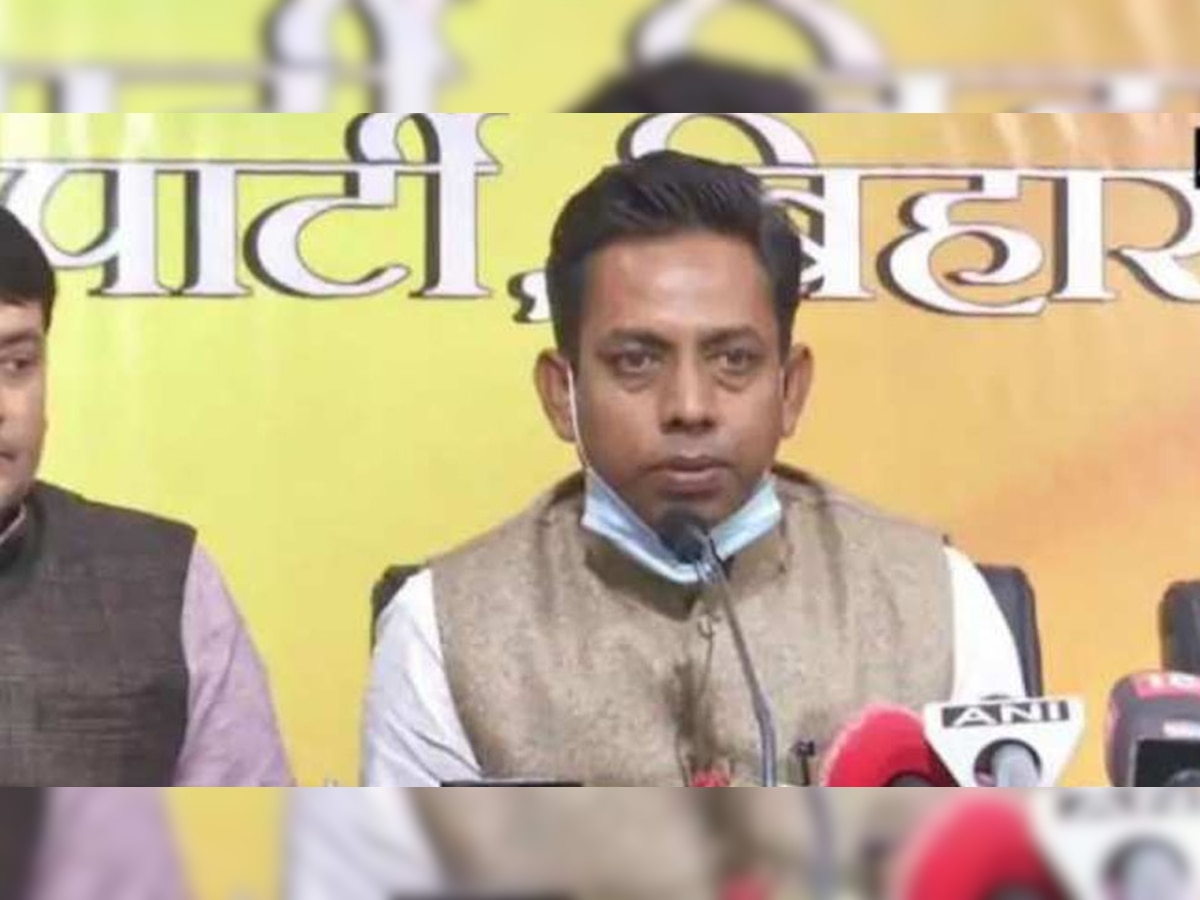 Bihar Politics: 'मुसलमान लक्ष्मी को नहीं मानते, फिर भी वे करोड़पति', बीजेपी MLA ने उड़ाया हिंदू मान्यताओं का मजाक, कार्यकर्ताओं ने फूंका पुतला