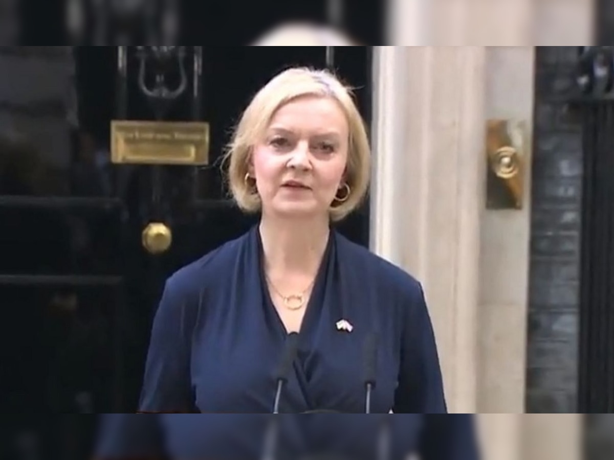 Liz Truss Resigns: ब्रिटेन की प्रधानमंत्री लिज ट्रस ने दिया इस्तीफा, 44 दिन पहले संभाला था पद 