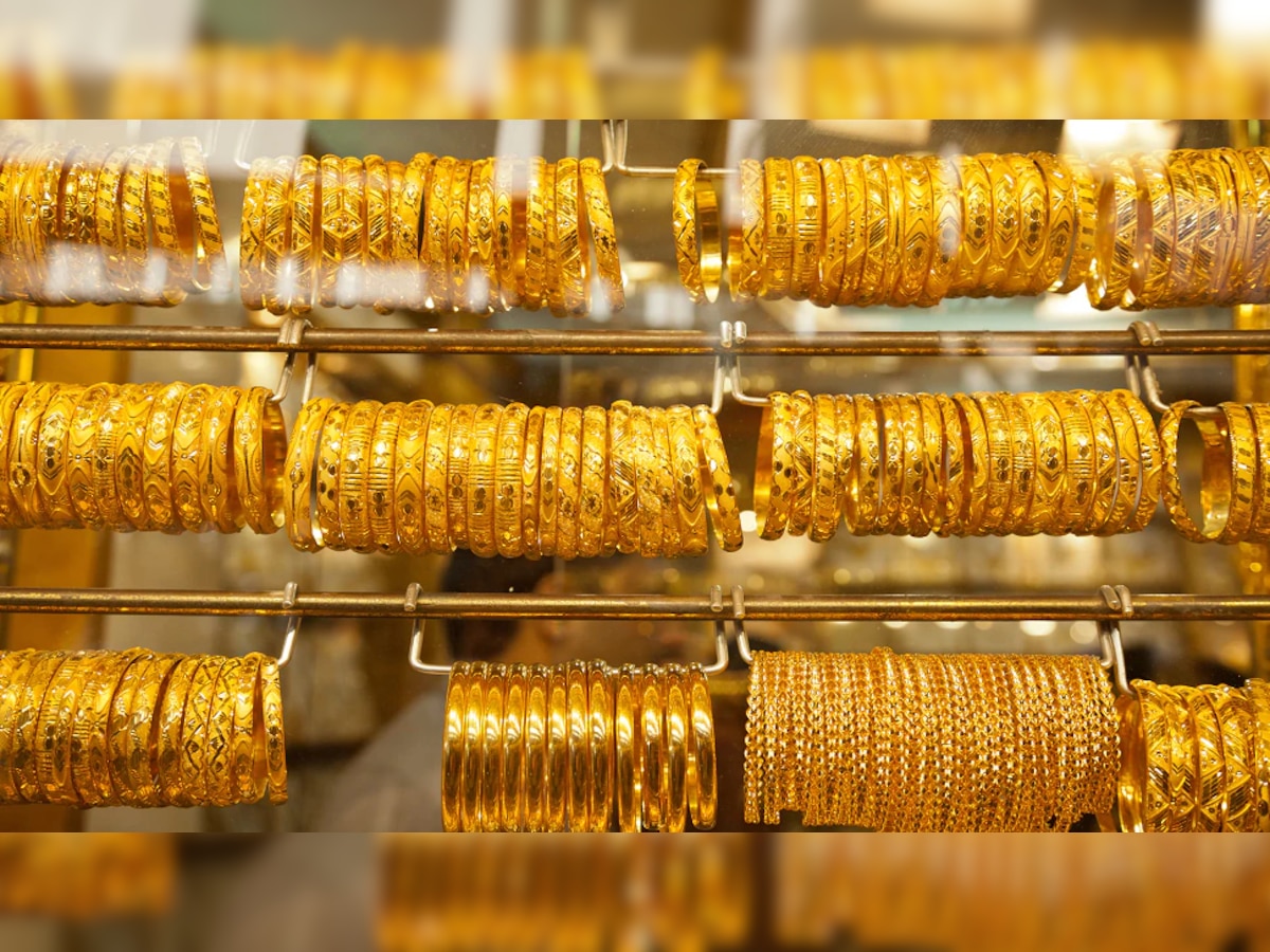 Gold Price Today, Dhanteras 2022: धनतेरस से पहले सस्ता हुआ सोना, महंगा होने से पहले कर लें खरीदारी 