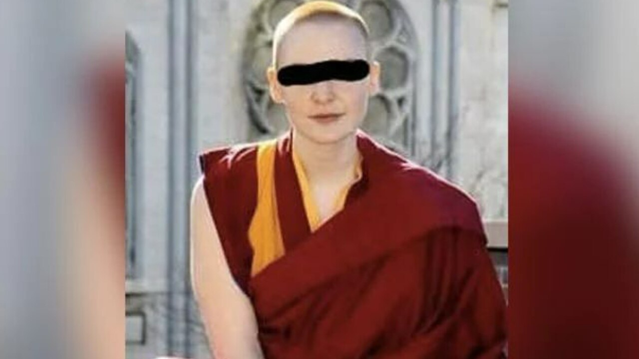 दिल्ली में देश विरोधी गतिविधियों के आरोप में चीनी महिला गिरफ्तार, नेपाली बौद्ध भिक्षु बनकर दे रही थी चकमा